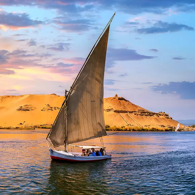 Cairo: Fun around the Giza Pyramids & Khan El Khalili Old Market