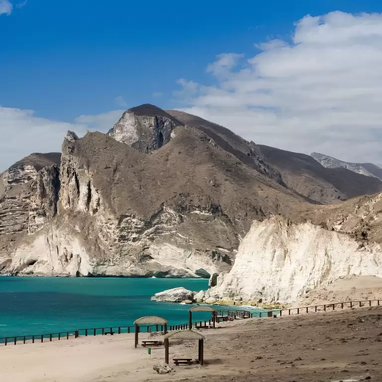 Salalah: Full-Day Beach Escapade Al Mughsail Beach & Fazayah Beach