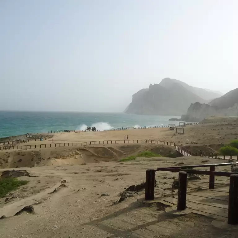 Salalah: Private Full day East and West of Dhofar