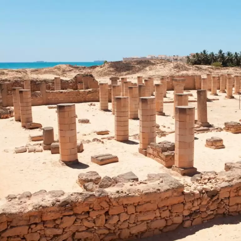 Salalah: Private Full Day Sightseeing Tour
