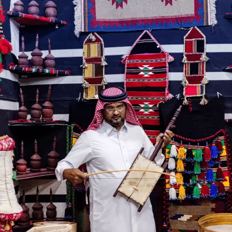 Explore Doha: Souq Waqif, Katara, and Pearl-Qatar