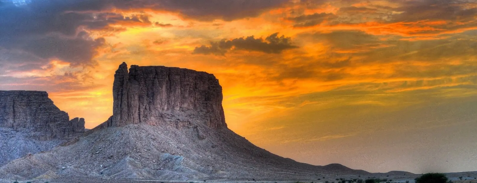 Edge Of The World With Dinner