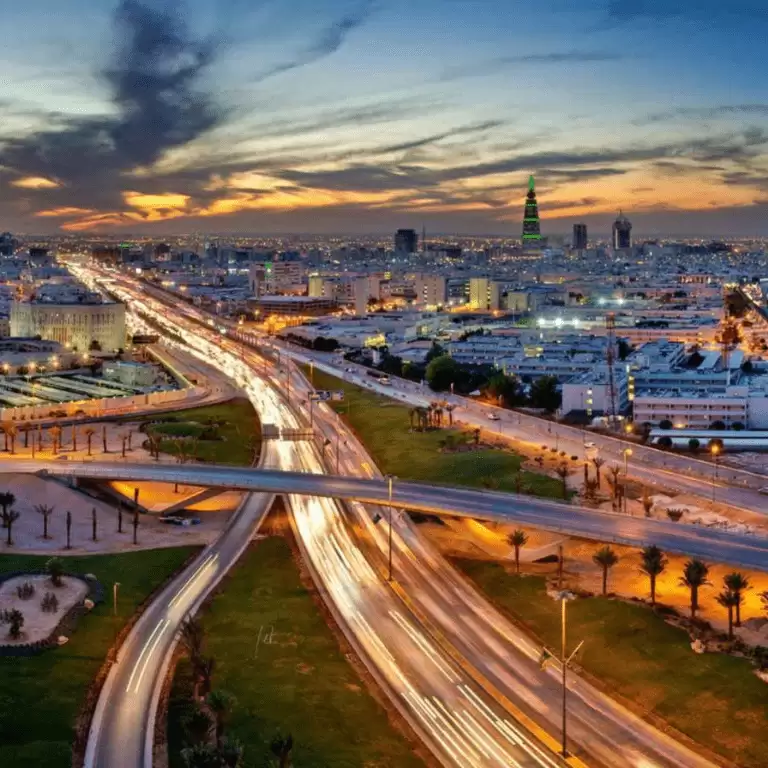 Riyadh: Half-Day Guided Tour with Hotel Pickup