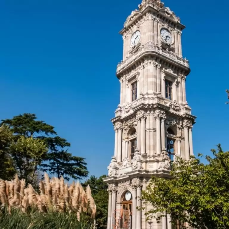 Dolmabahce Palace: Guided Tour