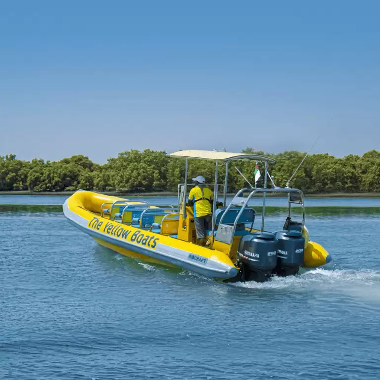 75-minute Yas Island Abu Dhabi Sightseeing Boat Tour