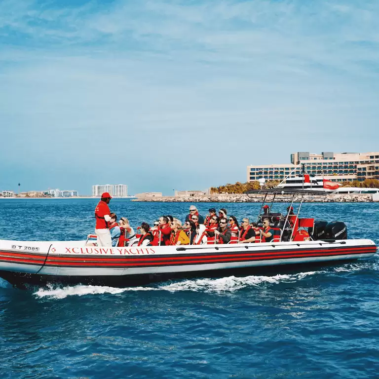 90 Mins Guided Sightseeing Boat Tour