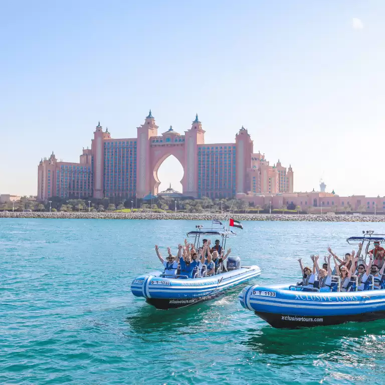 90 Mins Guided Sightseeing Boat Tour