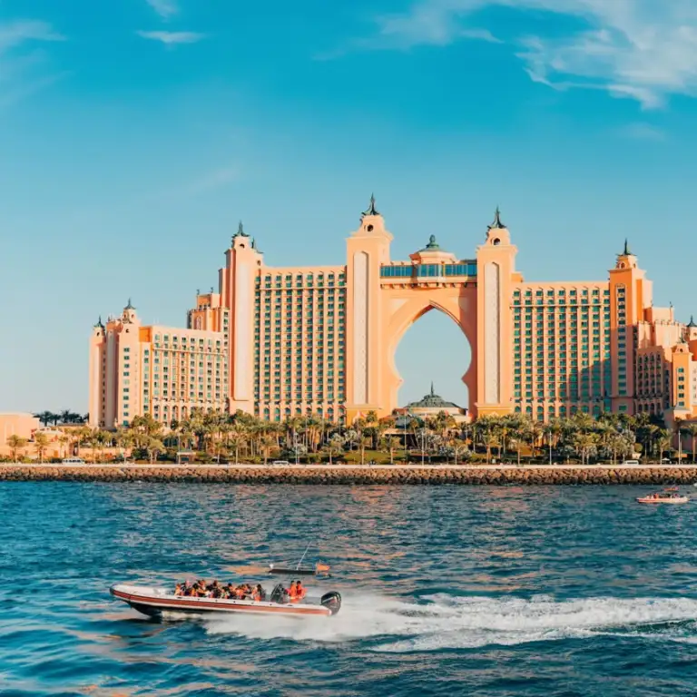 90 Mins Guided Sightseeing Boat Tour