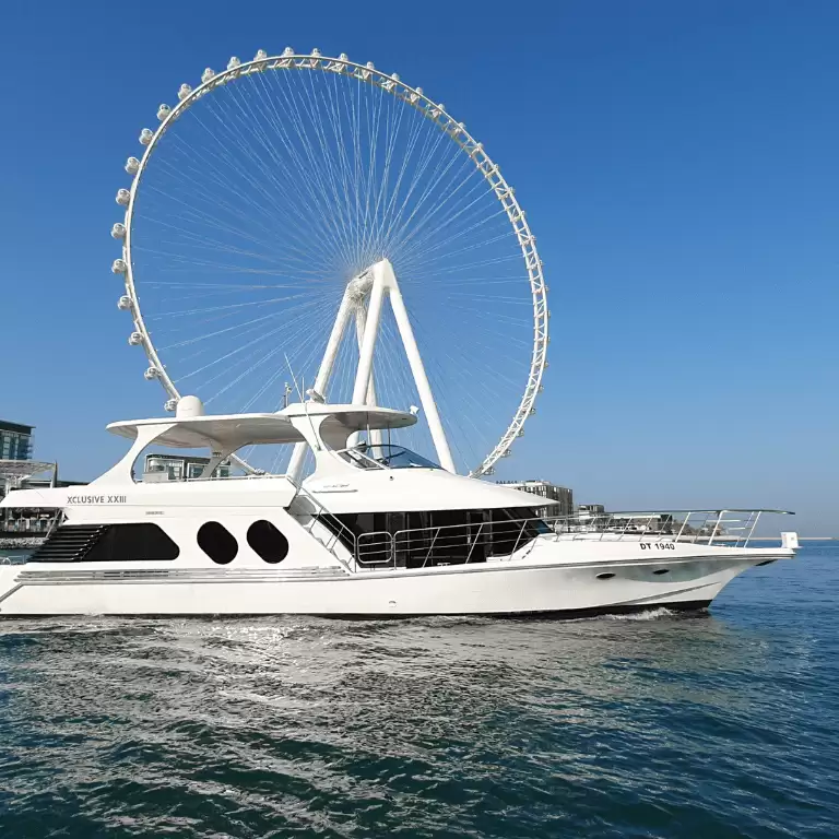 Dubai Marina 1 Hour Yacht Tour