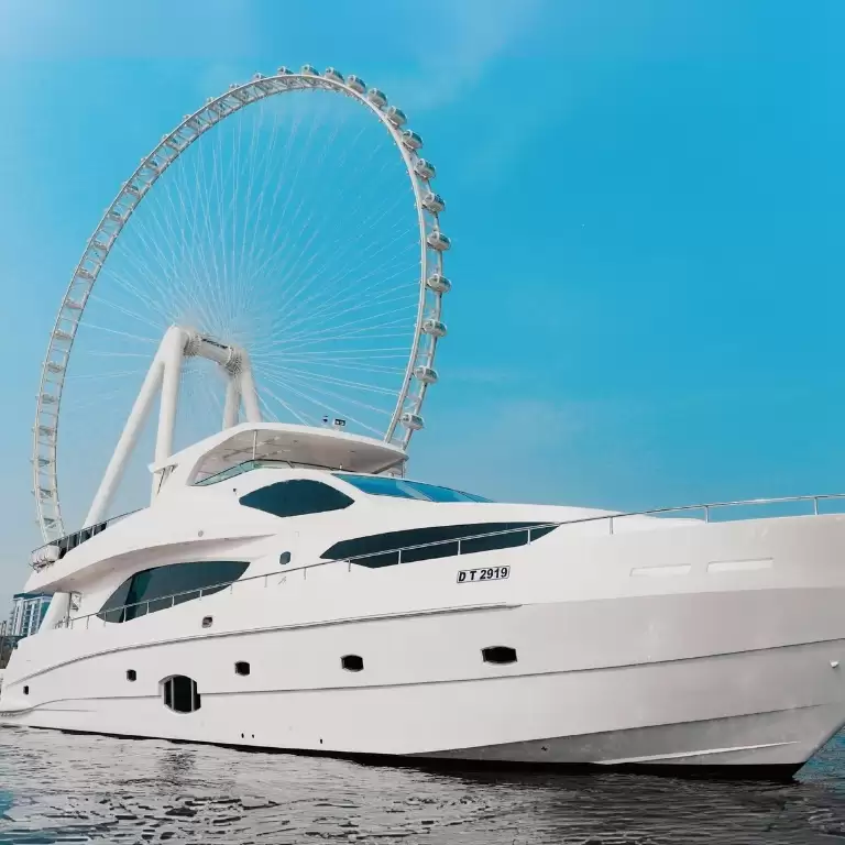 Dubai Marina 1 Hour Yacht Tour