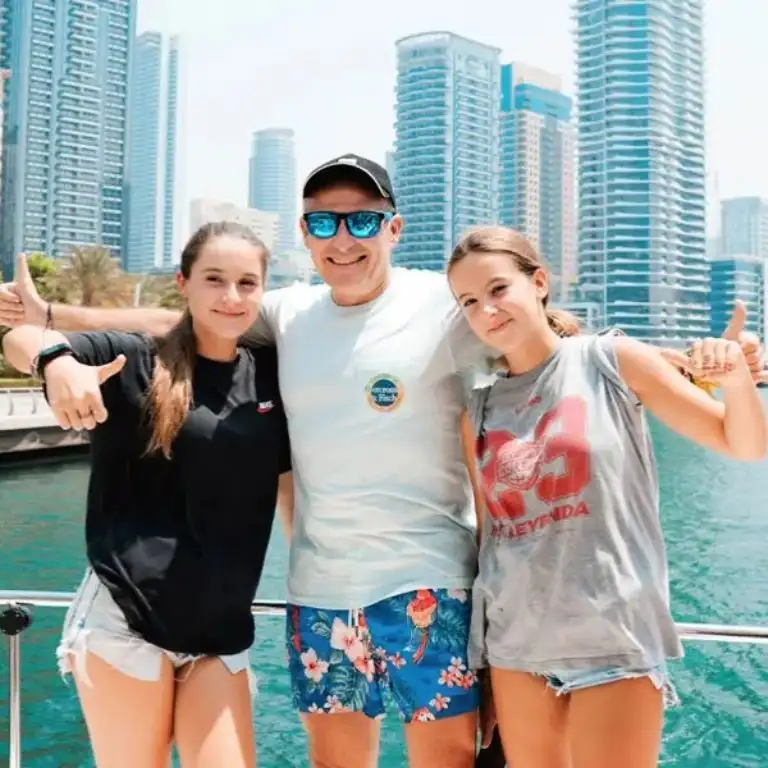 Dubai Marina 1 Hour Yacht Tour