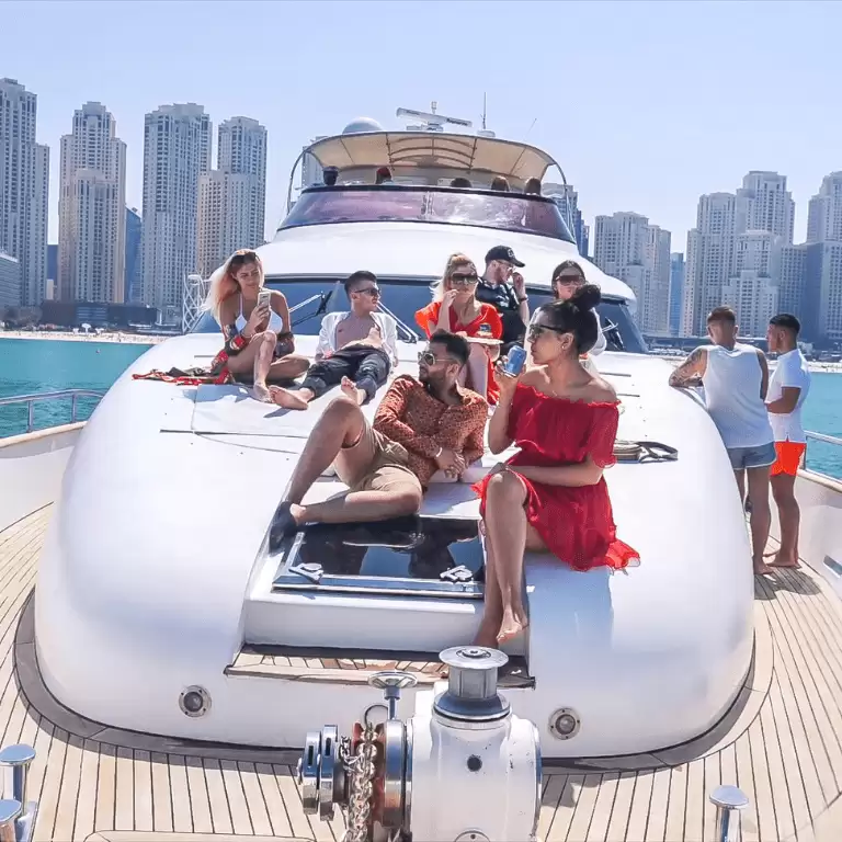 Dubai Marina Three-hour Yacht Tour with Lunch