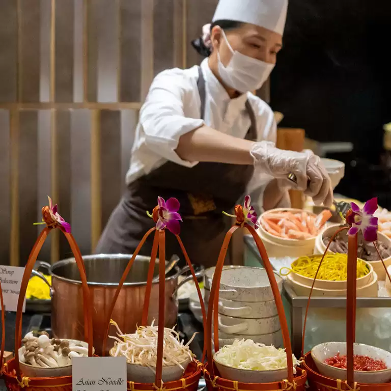 Mundo Dinner Themed Nights - Monday to Friday