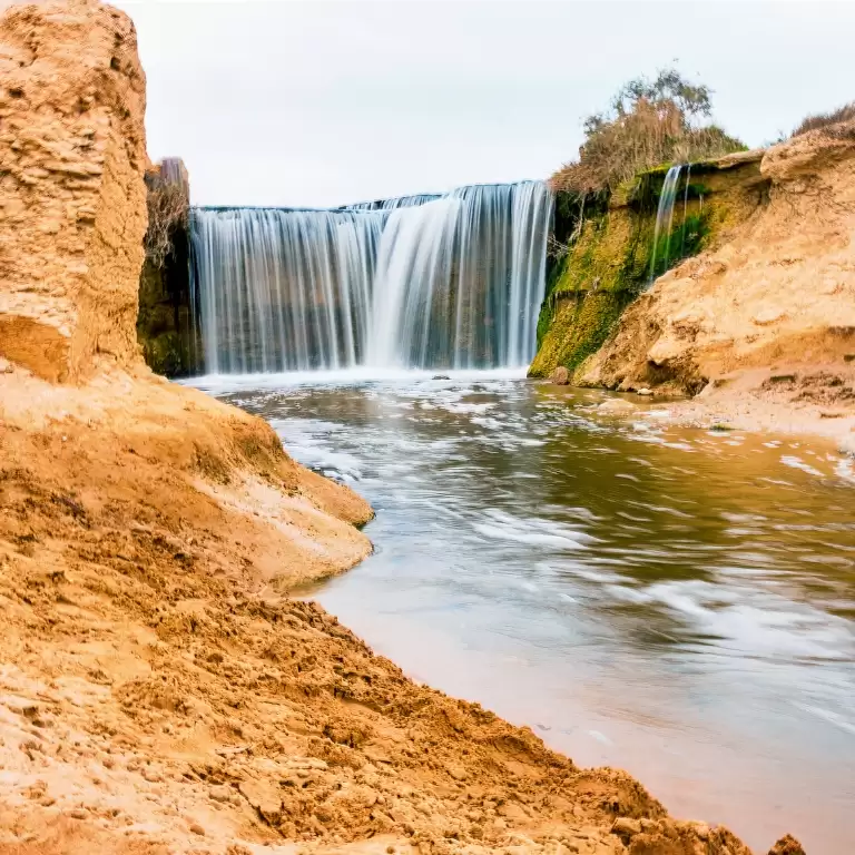 El- Fayoum Oasis with Wadi El Rayyan National Park and Meidum Pyramid from Cairo