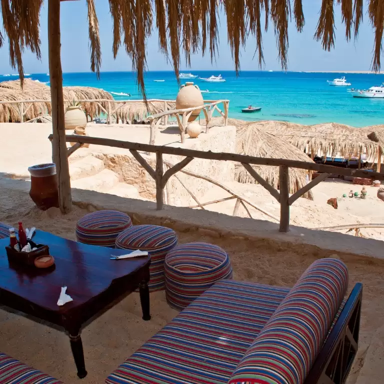 Mahmya Giftun Island snorkeling cruise and beach stop in Hurghada