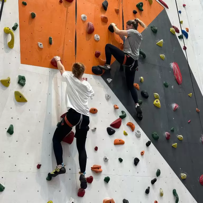 Climbing Wall Muscat: A Comprehensive Guide