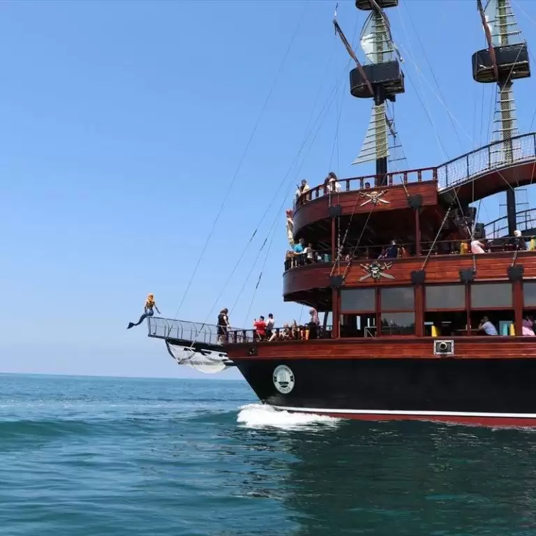 Alanya Pirate Boat Trip