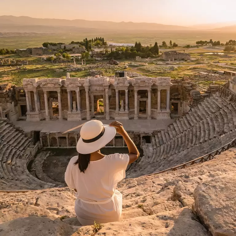 Exclusive Pamukkale & Hierapolis Tour with Meals & Transfer
