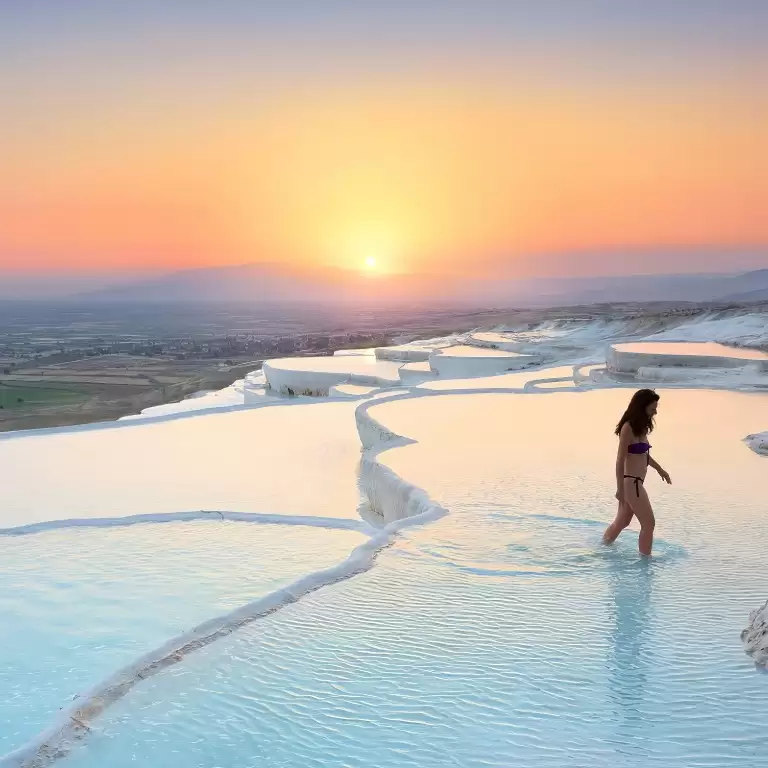 Exclusive Pamukkale & Hierapolis Tour with Meals & Transfer