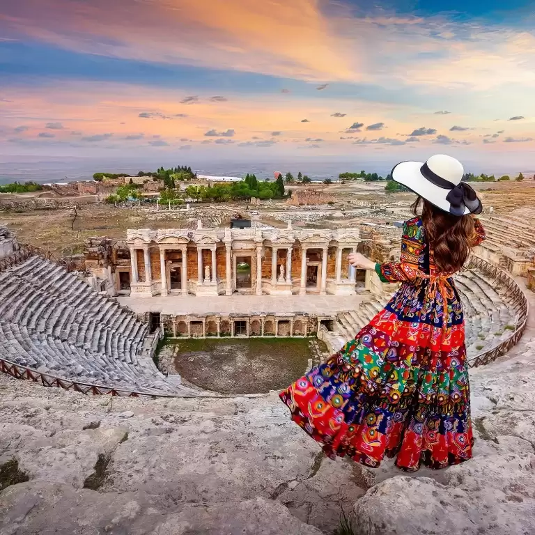Exclusive Pamukkale & Hierapolis Tour with Meals & Transfer