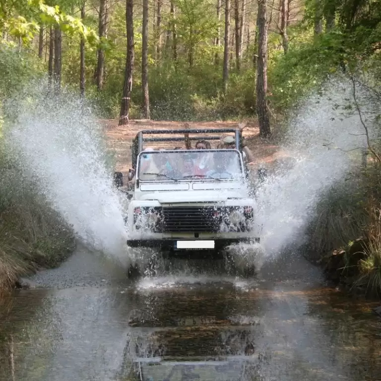 Jeep Safari