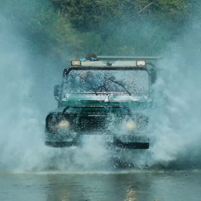 Jeep Safari