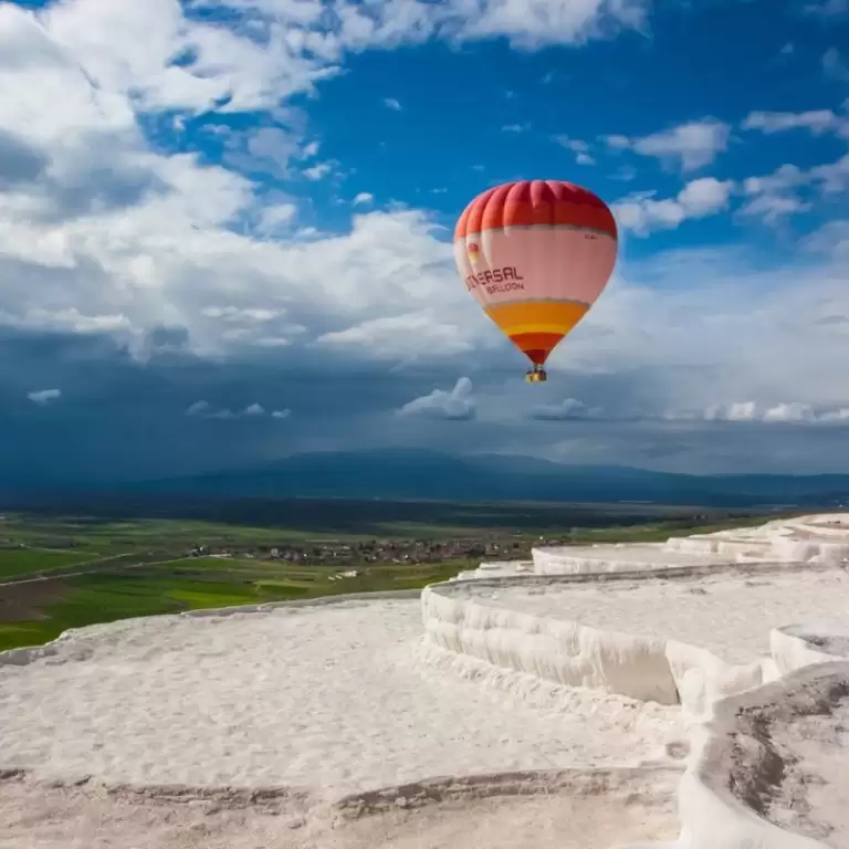 Pamukkale Hot Air Balloon Flight from Antalya with Lunch & Transfer