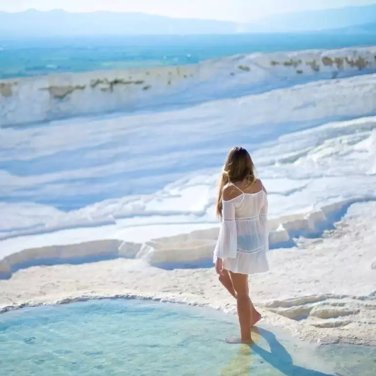 Pamukkale Hot Air Balloon Flight from Antalya with Lunch & Transfer