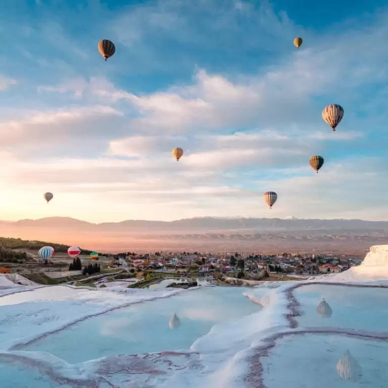 Pamukkale Hot Air Balloon Flight from Antalya with Lunch & Transfer