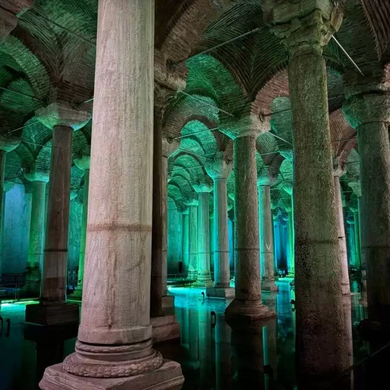 Basilica Cistern Tour and Skip The Line with Guide