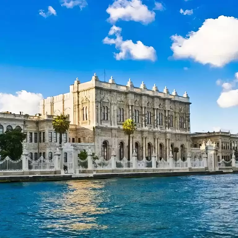 Dolmabahce Palace: Guided Tour