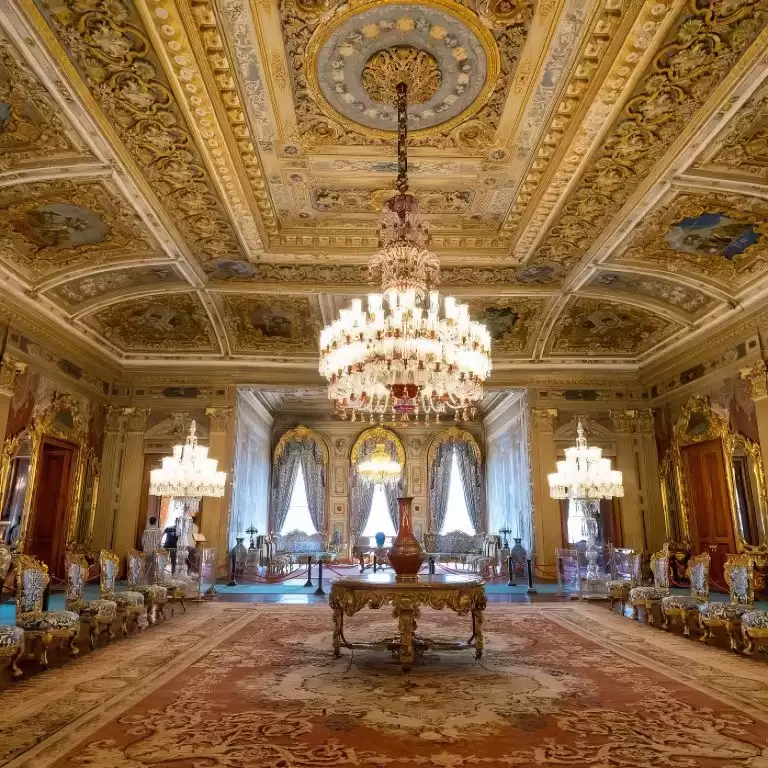 Dolmabahce Palace: Guided Tour