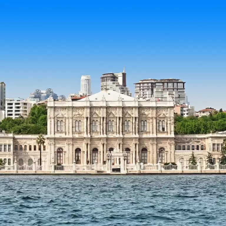 Dolmabahce Palace Skip-the-Line Tickets with Audio Guide