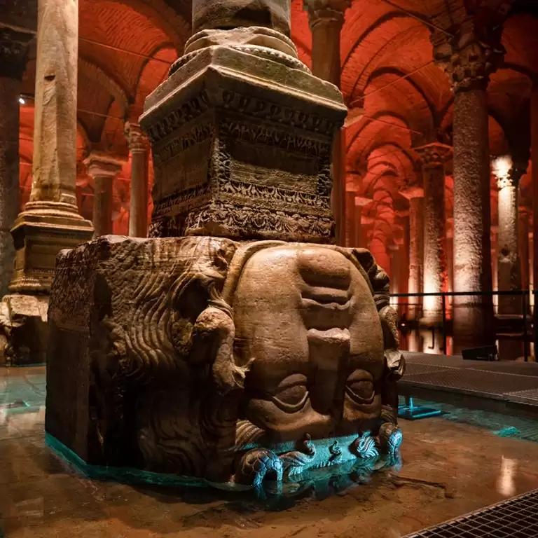 Istanbul: Basilica Cistern, Hagia Sophia, Blue Mosque and Grand Bazaar with Live Guide