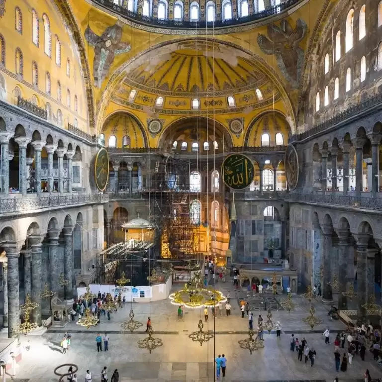 Istanbul: Topkapi Palace-Harem, Basilica Cistern, Blue Mosque, Hagia Sophia with Live Guide