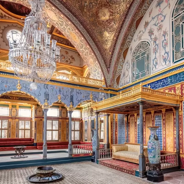 Topkapı Palace & Harem & Hagia Irene Church & Live Guide