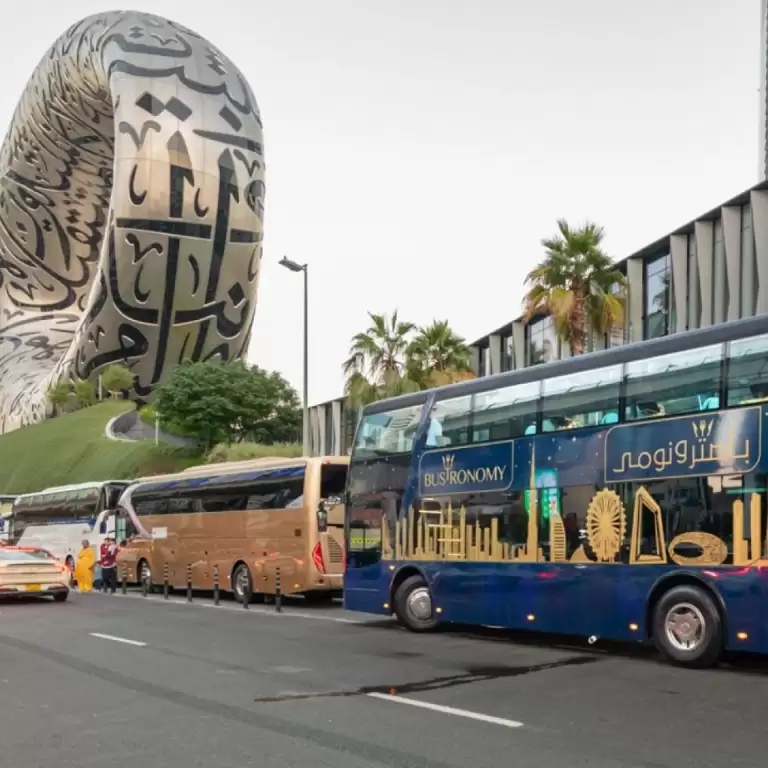 BusTronomy Dubai experiences