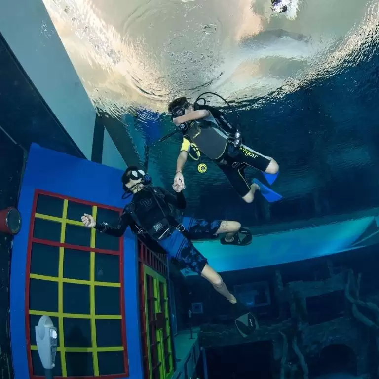 Deep Dive Dubai Scuba Diving Experience