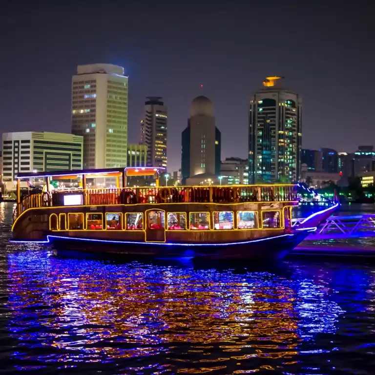 Dubai Hop On Hop Off Tour by Big Bus Tours