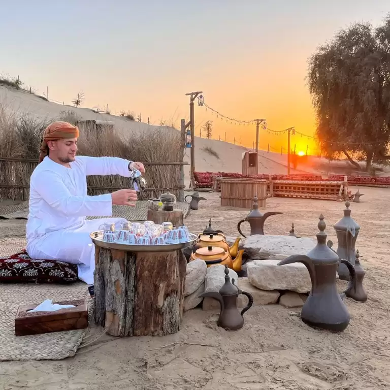 Dubai: Morning Heritage Safari by Vintage G-Class & Al Marmoom Oasis