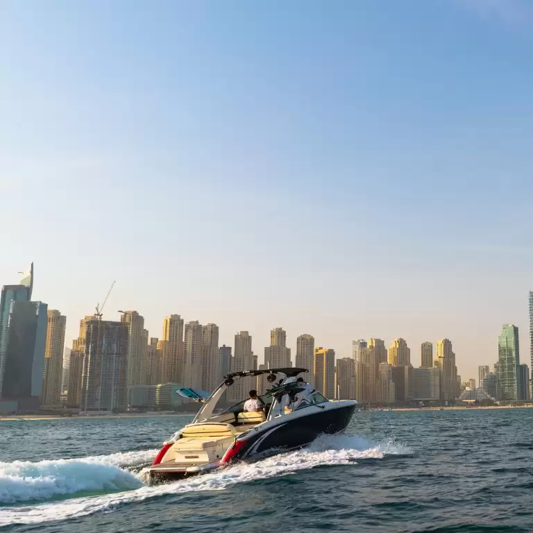 Dubai Private Yacht Tour