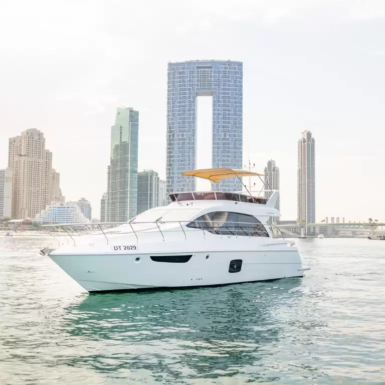 Dubai Private Yacht Tour