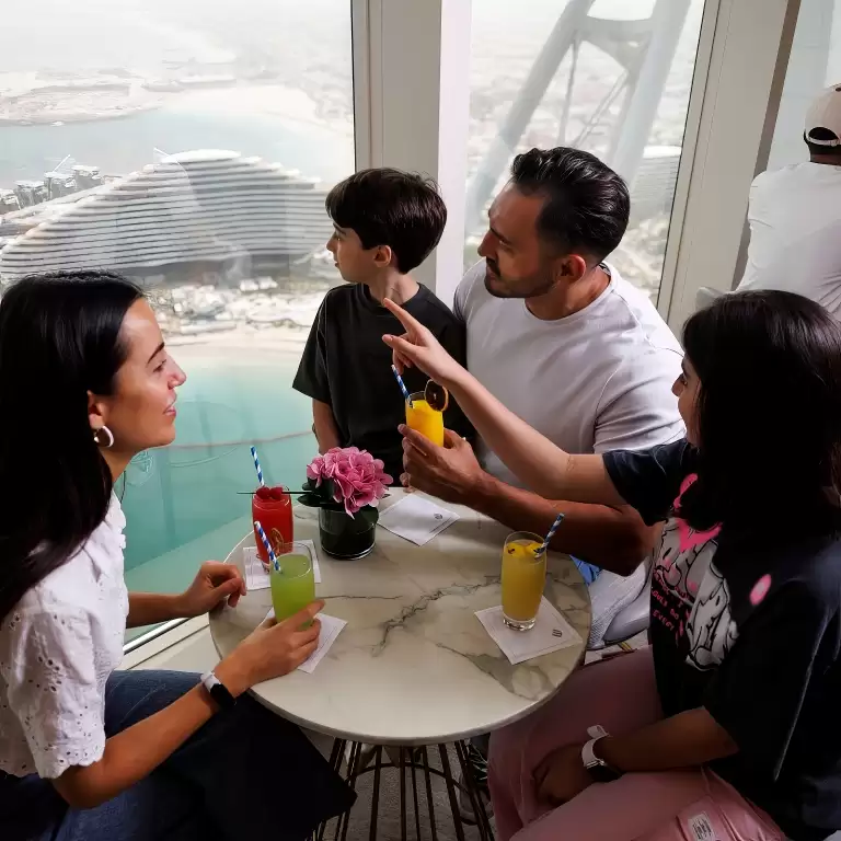 Inside Burj Al Arab Tour + Soft Beverage