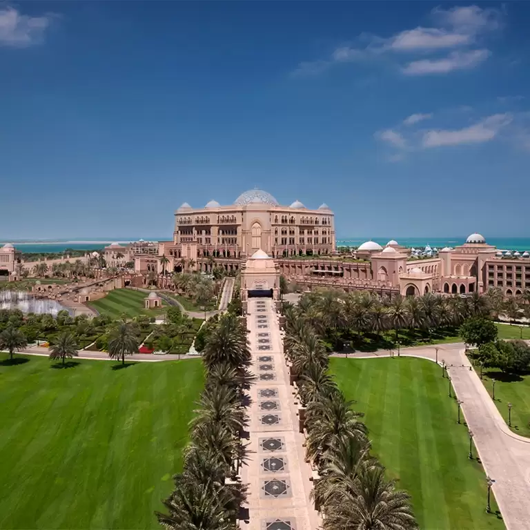 Louvre Museum Abu Dhabi and Grand Mosque Tour from Dubai