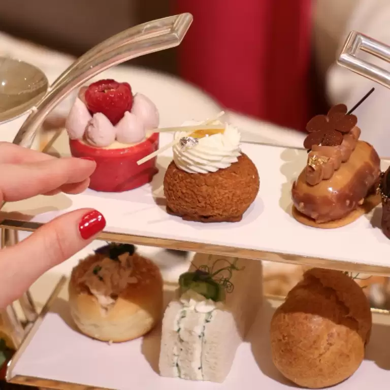 Sparkling Afternoon Tea at Kempinski Aspen Cafe