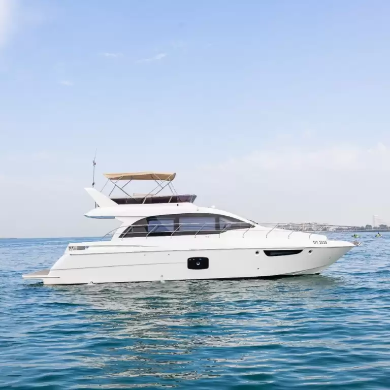 Private Yacht Tour in Ras Al-Khaimah