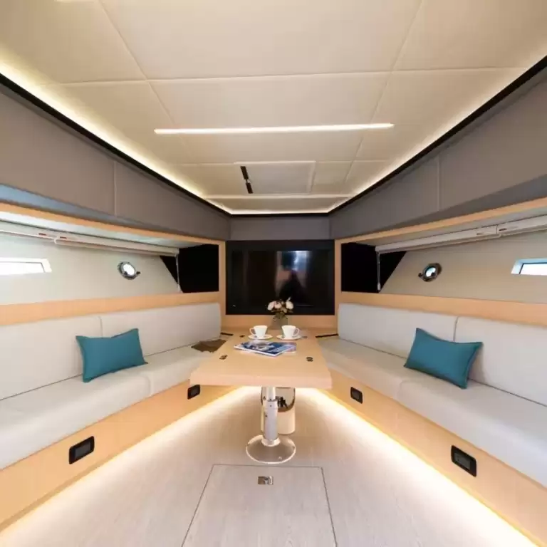 Private Yacht Tour in Ras Al-Khaimah