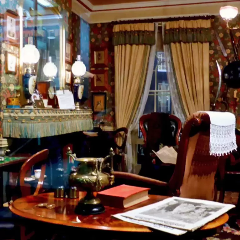 Sherlock Holmes Museum tickets & Westminster Highlights Walking Tour