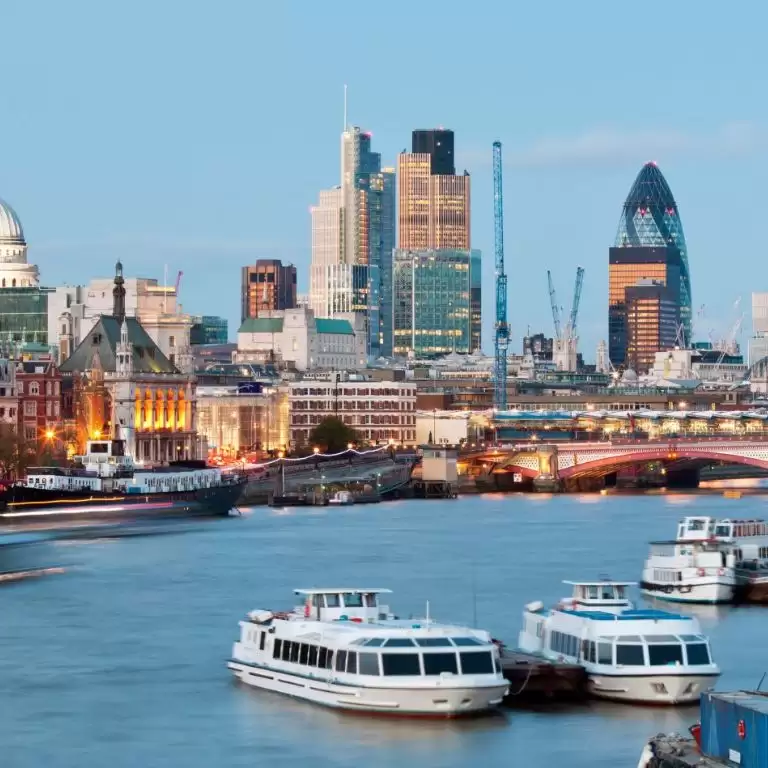 Thames Cruise: Westminster to Tower Bridge (Butler's Wharf) with optional return