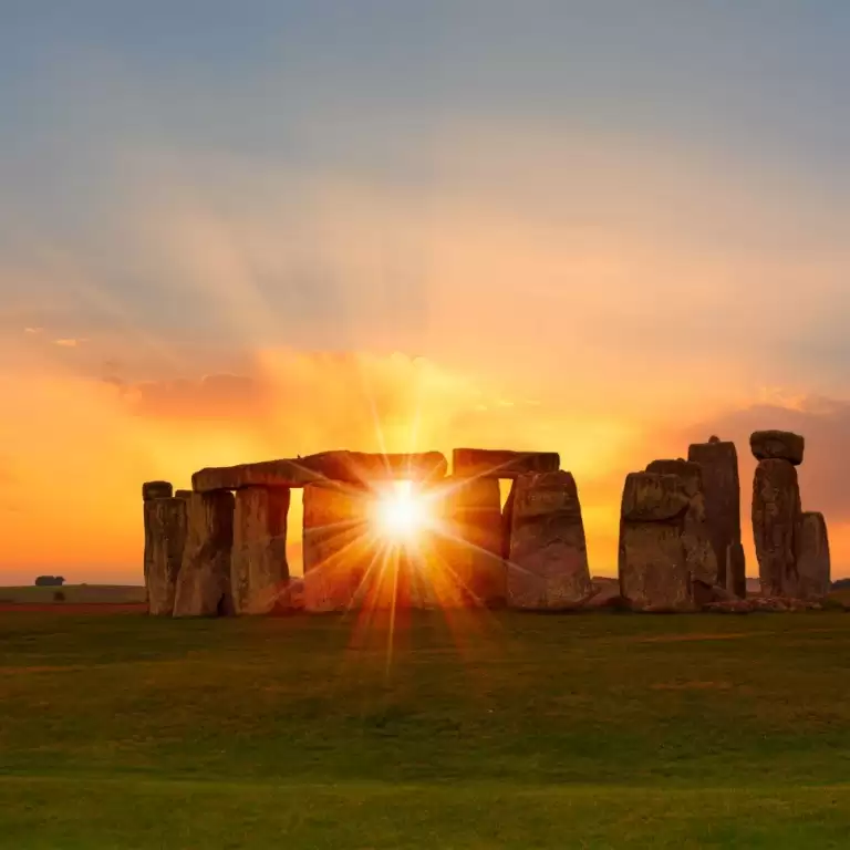 Windsor, Bath and Stonehenge tour from London